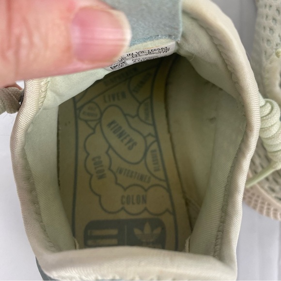 Adidas x Pharrell Williams Hu Knit Sneakers Beige Green US 5 EU 37 - Picture 9 of 11